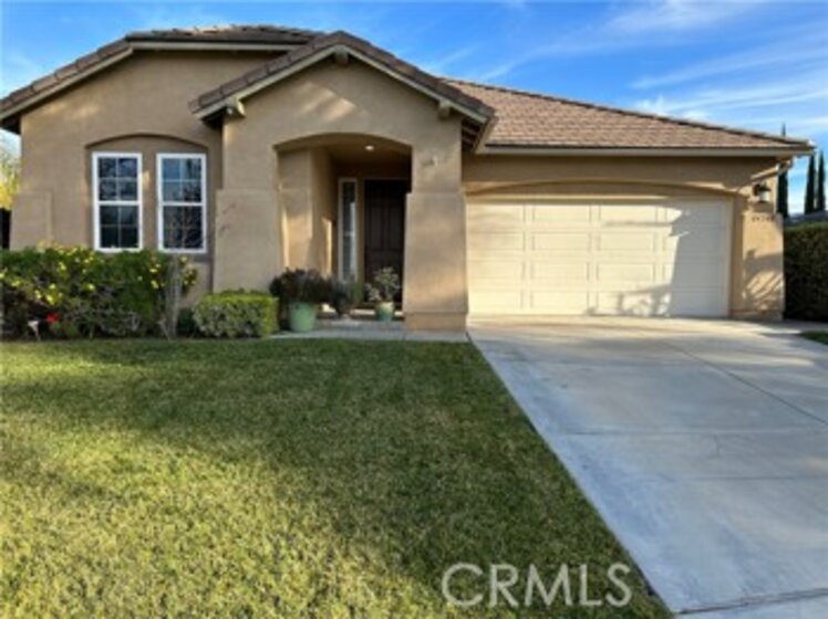 44740 Rutherford Street Photo